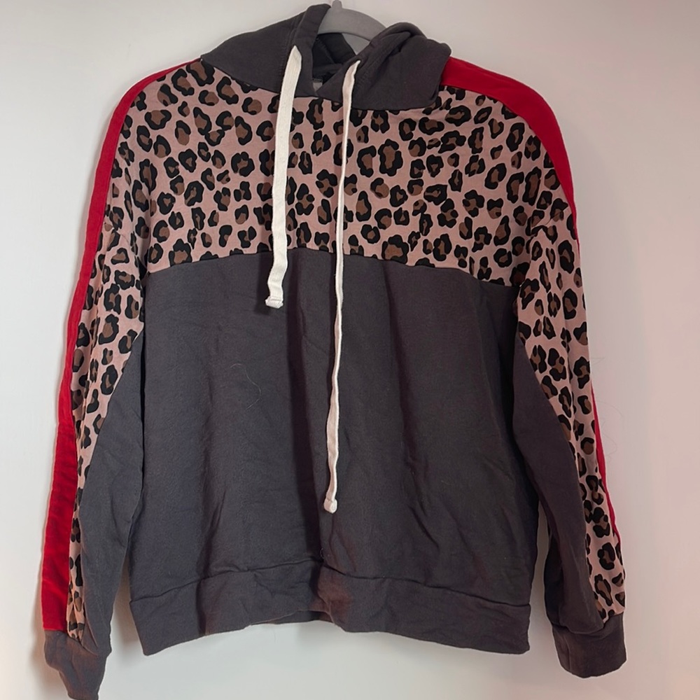 Monrow hoodie. Size medium